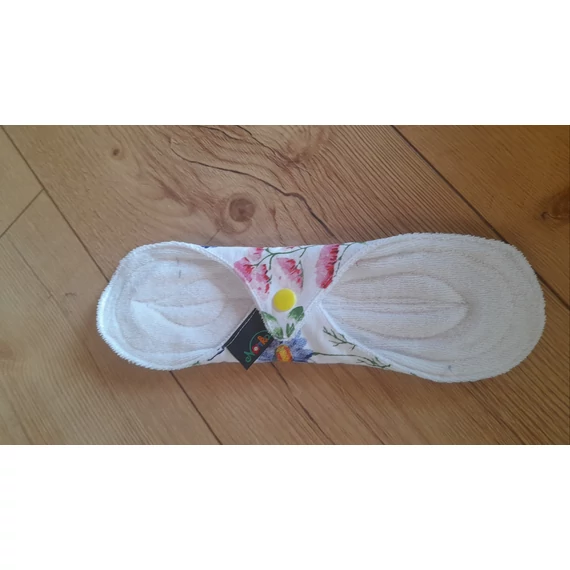 Mosható egészségügyi betét/inkontinencia betét vadvirágok 24 cm