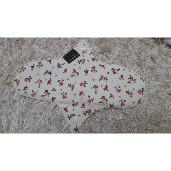 Mosható egészségügyi betét/inkontinencia betét vadvirágok 24 cm
